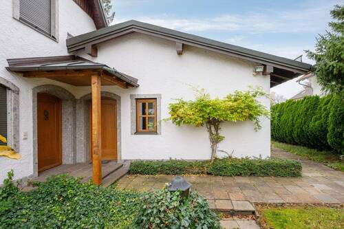 Eingangsbereich - 4 Zimmer Einfamilienhaus in Neufahrn