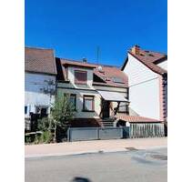 Tag der offenen Tür Hütschenhausen 12.06. 14-16 Uhr - Kleines EFH mit Innenhof, Garage und Werkstatt