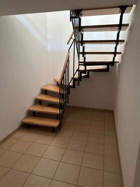 Treppenaufgang im UG - 