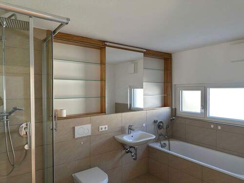 Familienbad im 1.OG - 