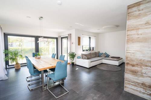 Essen-Wohnen - 5 Zimmer Einfamilienhaus in Hohenroth