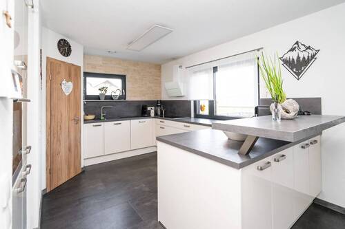 Küche - Einfamilienhaus mit 163,00 m&sup2; in Hohenroth zum Kaufen