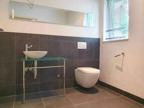 EG: sep. WC - 