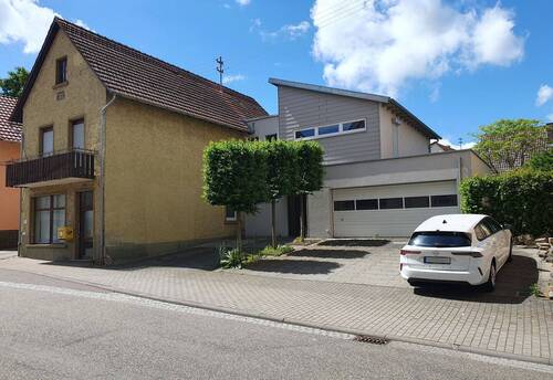 Außenansicht - Einfamilienhaus mit Bürofläche und großzügigem Grundstück in Schweigern!