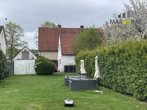 IMG_5054 - Doppelhaus in Zentraler Lage! Mit Tollen großen Garten