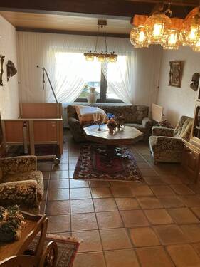 Wohnzimmer - 4 Zimmer Doppelhaushälfte in Mönchengladbach