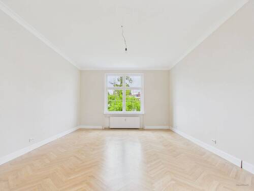 Wohnzimmer - 3 Zimmer Etagenwohnung zum Kaufen in Berlin
