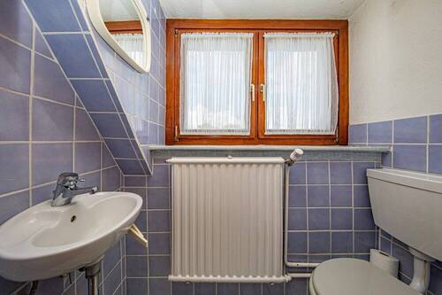 Badezimmer im Obergeschoss - 