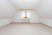 Drei Zimmer im Obergeschoss - 