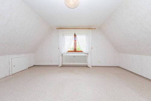 Drei Zimmer im Obergeschoss - 