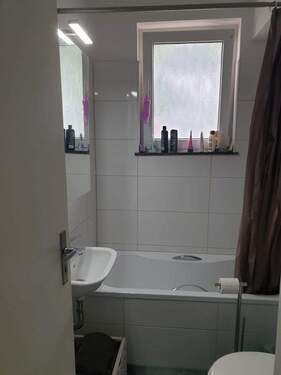 Bad + Badewanne - 