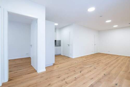 Wohnzimmer - 3 Zimmer Etagenwohnung zum Kaufen in Berlin