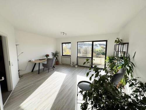 Wohn-Esszimmer - Wohnung in Riegelsberg - 175.000,00&nbsp;EUR Kaufpreis, ca.&nbsp; 89,90&nbsp;m&sup2;&nbsp;Wohnfl&auml;che