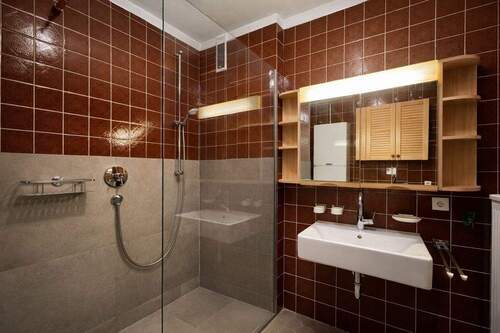Alpen-Immo_Schliersee_Badezimmer - 