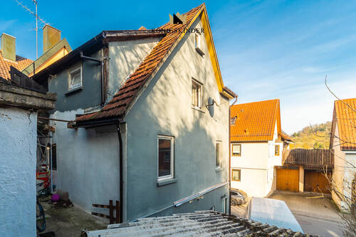 Rückansicht - 6 Zimmer Mehrfamilienhaus, Wohnhaus in Hessigheim