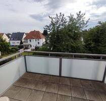 3-Zimmerwohnung in der Herforder Innenstadt - großer Südbalkon, Keller, Waschkeller, P möglich - ab 01.11. oder früher
