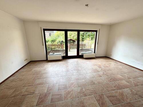 Wohnzimmer - Doppelhaushälfte mit 94,00 m² in Leverkusen zum Kaufen