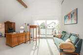 Wohnzimmer ELW mit Balkon (II) - 