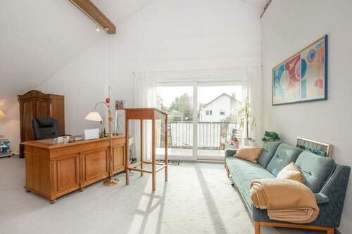 Wohnzimmer ELW mit Balkon (II) - 