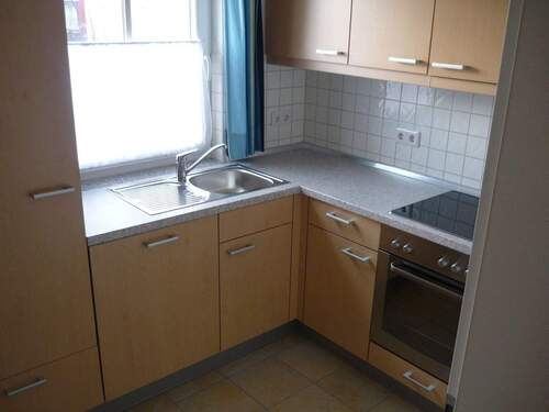 Einbauküche mit Spülmaschine - Etagenwohnung mit 50,40 m&sup2; in Ingolstadt zur Miete