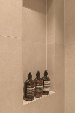 Dusche Detail - 