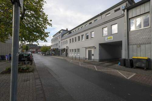 Bild 2 - 3 Zimmer Mehrfamilienhaus, Wohnhaus zum Kaufen in Nordrhein-Westfalen - Mönchengladbach