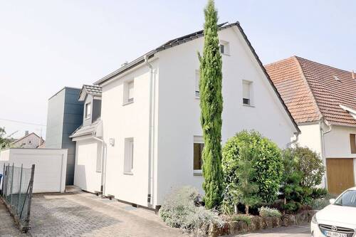 Straßenansicht, Blick 1 - 