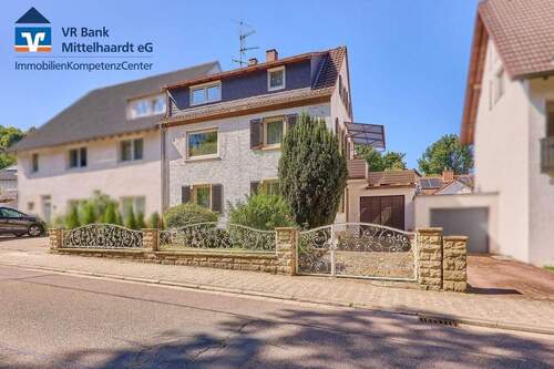 Außenansicht - Wohnhaus mit Potenzial: Ideal für Mehrgenerationenwohnen oder Vermietung in Bad Dürkheim-Seebach