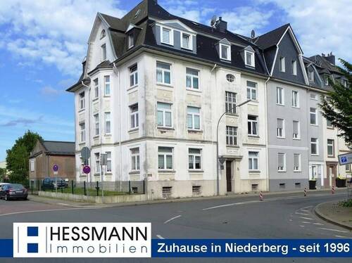 Vorderansicht - Imposantes Mehrfamilienhaus mit separatem Hintergebäude in zentraler Lage von Velbert.