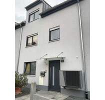 Reihenmittelhaus im Herzen von Frensdorf zu verkaufen! - Neubau von 2021!