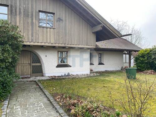 Außenbild (1) - 6 Zimmer Einfamilienhaus zum Kaufen in Salzweg