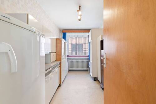 Halbes Zimmer Erdgeschoss - 