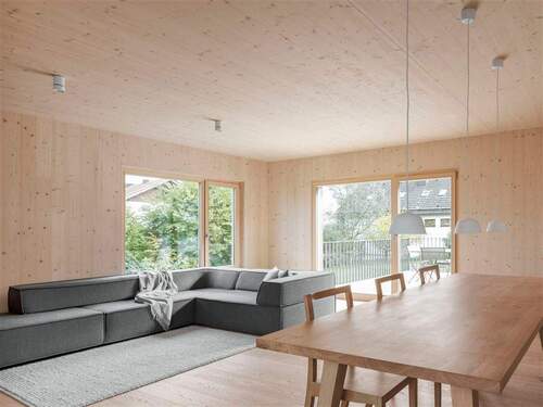 Der helle Wohnraum - 6 Zimmer Mehrfamilienhaus, Wohnhaus zum Kaufen in Bad Kohlgrub