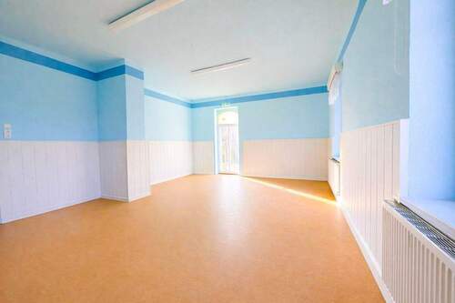 Großzügiger Raum - 