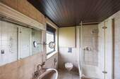 Badezimmer DG - 