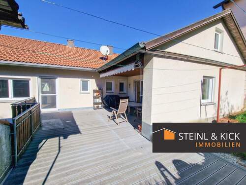 Hausansicht - Einfamilienhaus mit ELW - ideal für Mehrgenerationen oder zur Vermietung