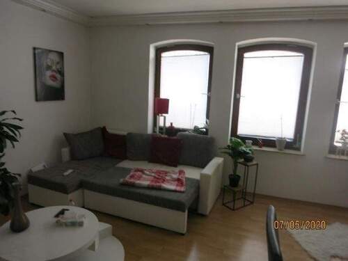 Wohnzimmer - 2 Zimmer Etagenwohnung in Neuss