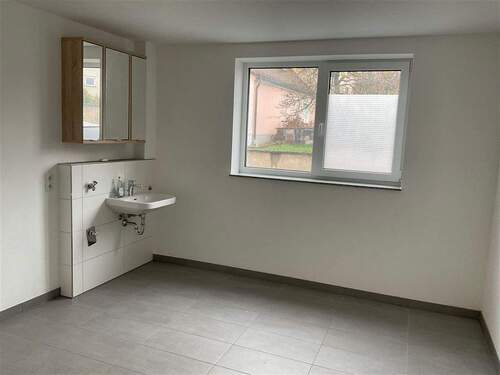 KG Keller - Mehrfamilienhaus, Wohnhaus mit 203,00 m&sup2; in Frensdorf zum Kaufen