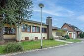 WWW.BOUWENS.DE - 4 Zimmer Bungalow zum Kaufen in Heinsberg / Karken