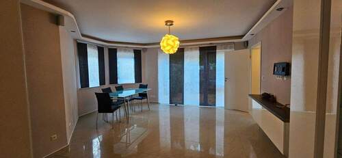 Wohn-/ Esszimmer KG - 