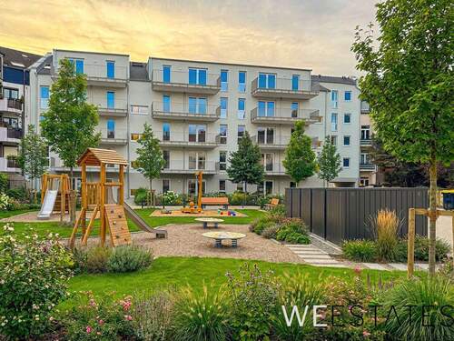 Innenhof-Rückseite - Etagenwohnung mit 63,90 m&sup2; in Düsseldorf zur Miete