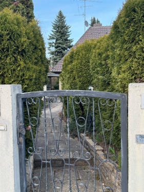 Eingang - Einfamilienhaus mit 138,00 m&sup2; in München zum Kaufen