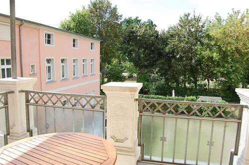 Blick vom Balkon - 1a-wohnen am Dom, 4-Zi., 1. OG, terrassenartiger Balkon, 2 Bäder, Wohnkü., Hofparkpl., Sonne rund um die Uhr