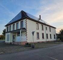 Zweifamilienhaus mit Scheune und großen Eigentumsgrundstück - Dissen Aschen