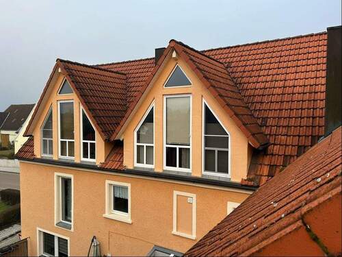 Ansicht Süden vom Balkon aus - 7 Zimmer Mehrfamilienhaus, Wohnhaus in Ehingen