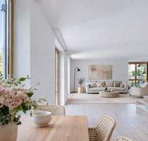 AIGNER - Modernes Einfamilienhaus mit Dachstudio in zentraler, ruhiger Lage von Seefeld
