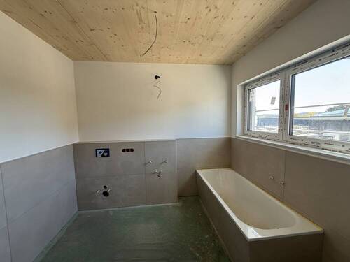 Beispielbild - 4 Zimmer Etagenwohnung in Leopoldshöhe