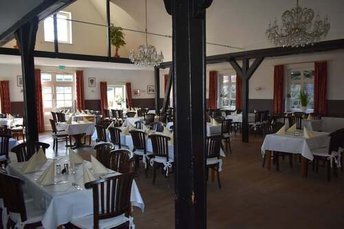 Saal - 