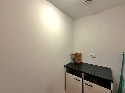 HWR neben d. Küche - 