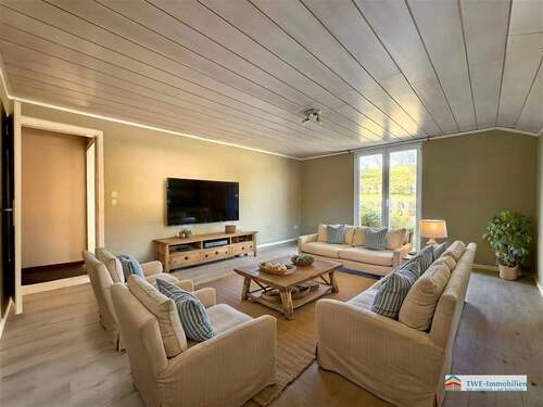 Wohnzimmer - Bauernhaus, Landhaus mit 160,00 m&sup2; in Waldbröl zum Kaufen